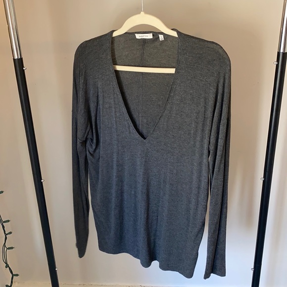 Babaton oversized long sleeve - Picture 1 of 1